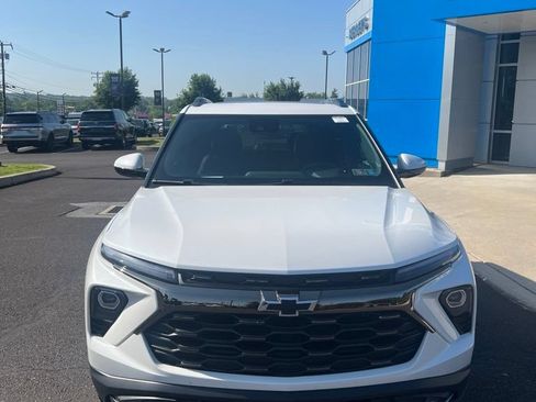 Certified 2025 Chevrolet TrailBlazer ACTIV w/ Convenience Package AWD/4WD image 2