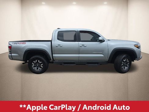 Used 2023 Toyota Tacoma TRD Off-Road w/ TRD Premium Off Road Package image 3