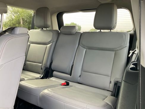 Used 2025 Ford Expedition Max Active image 30