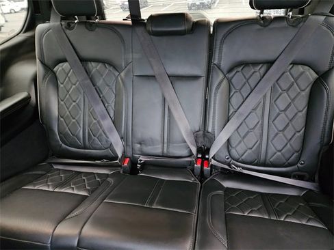 Used 2023 Jeep Grand Wagoneer Series III w/ Rear Seat Video Group 1 image 15