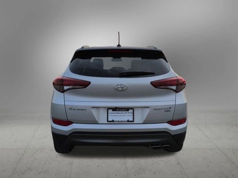 Used 2016 Hyundai Tucson Sport image 5