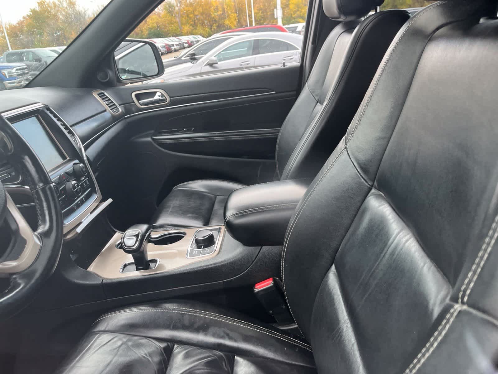 Used 2015 Jeep Grand Cherokee Limited AWD/4WD image 26