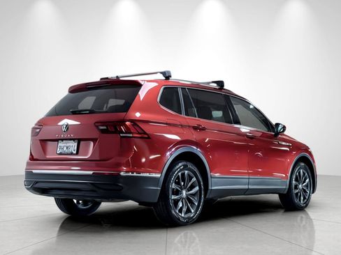 Used 2023 Volkswagen Tiguan SE FWD image 5