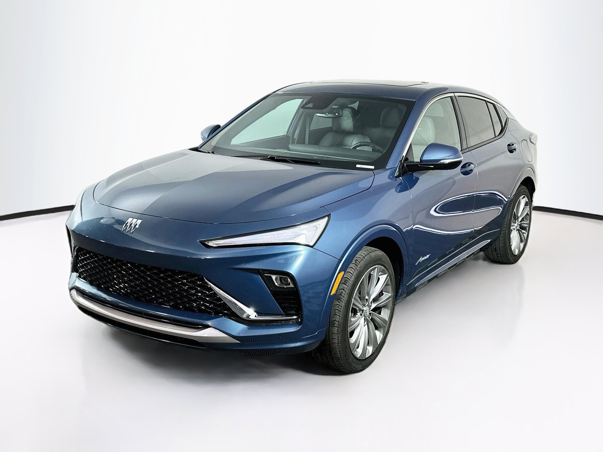 Used 2025 Buick Envista Avenir FWD image 3