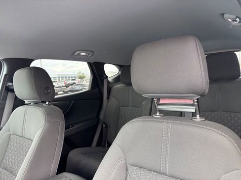 Used 2022 Chevrolet Blazer LT image 12