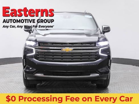 Used 2024 Chevrolet Tahoe Premier RWD image 2