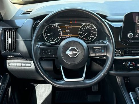 Used 2022 Nissan Pathfinder SV FWD image 24