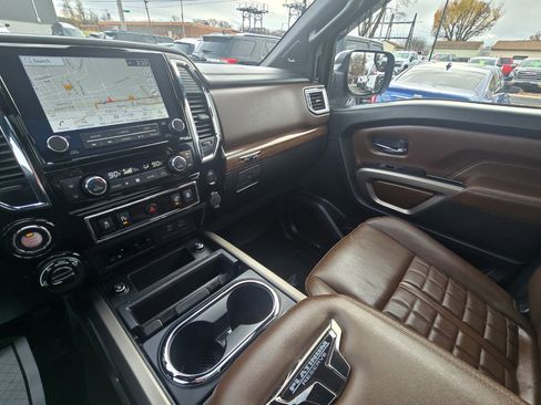 Used 2023 Nissan Titan Platinum Reserve w/ Moonroof Package image 12