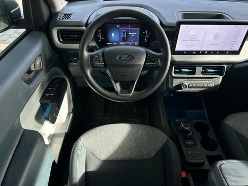 Used 2025 Ford Maverick XLT w/ Equipment Group 302A AWD/4WD image 29
