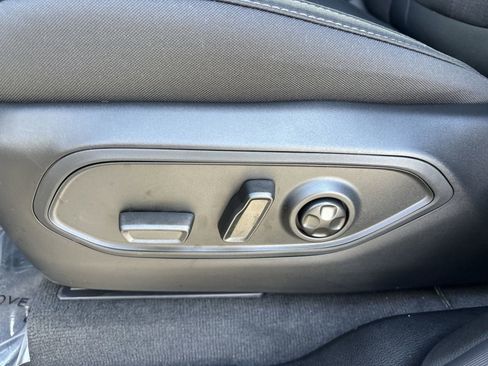 New 2025 Jeep Grand Cherokee Laredo X w/ Luxury Tech Group I image 19