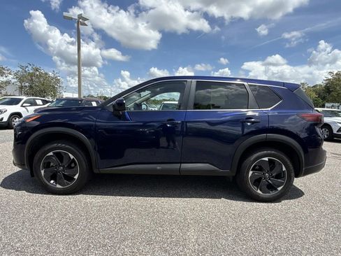 Certified 2024 Nissan Rogue SV FWD image 7
