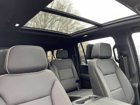 New 2026 GMC Yukon XL Elevation w/ Elevation Premium Package image 31