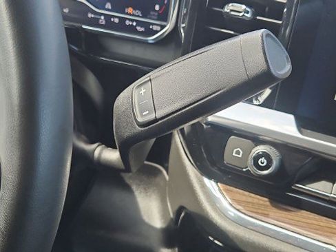 Used 2023 Chevrolet Silverado 1500 LT w/ Protection Package RWD image 15