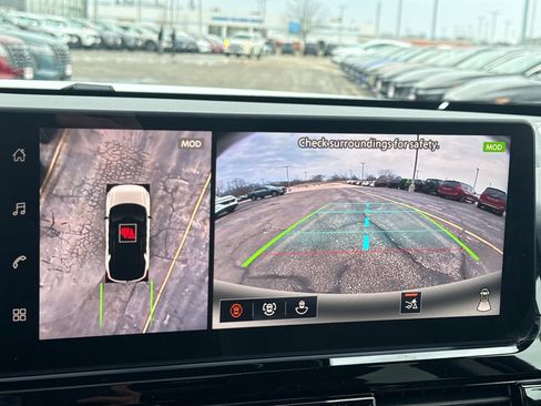 New 2026 Nissan Pathfinder SL image 19