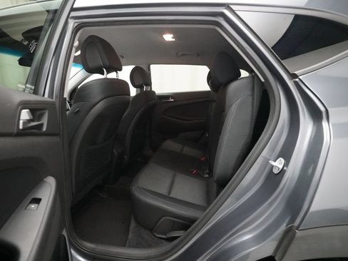 Used 2016 Hyundai Tucson SE w/ Option Group 12 FWD image 15