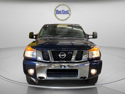 Used 2012 Nissan Titan SV w/ SV Premium Utility Pkg AWD/4WD image 8