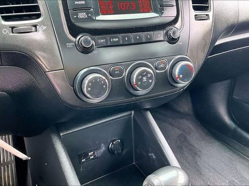 Used 2017 Kia Forte LX FWD image 20
