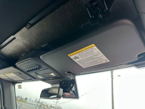 Used 2022 Ford Bronco Badlands image 16