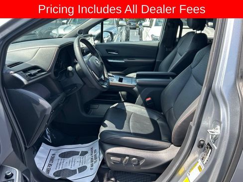 Used 2024 Toyota Sienna XSE w/ XSE Plus Package FWD image 2