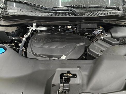 Used 2025 Honda Ridgeline Sport image 15
