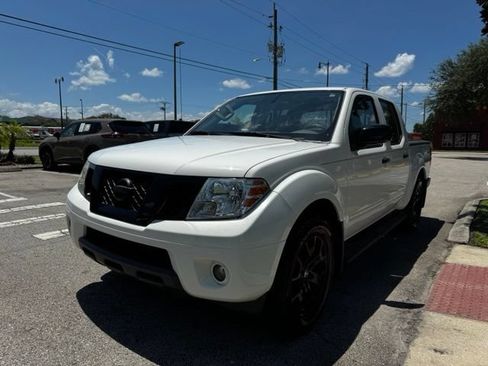 Used 2020 Nissan Frontier SV w/ Midnight Edition Floor Mats RWD image 4