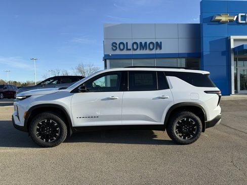 New 2026 Chevrolet Traverse Z71 image 2