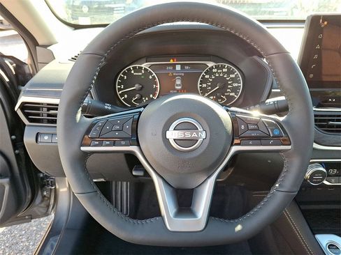 New 2025 Nissan Altima 2.5 SL image 10