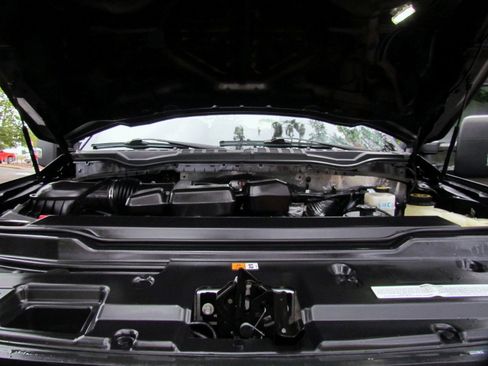 Used 2019 Ford F250 XLT w/ XLT Value Package image 35