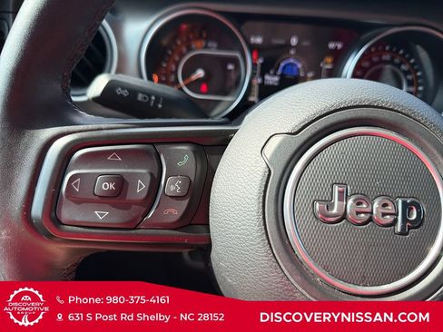 Used 2022 Jeep Wrangler Sport AWD/4WD image 21