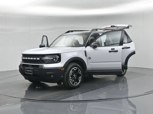 New 2026 Ford Bronco Sport Outer Banks AWD/4WD image 33
