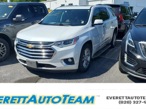 Used 2019 Chevrolet Traverse High Country w/ LPO, Floor Liner Package AWD/4WD image 1