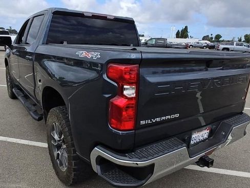 Used 2021 Chevrolet Silverado 1500 LT w/ Bed Protection Package AWD/4WD image 5