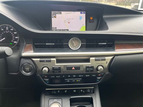 Used 2015 Lexus ES 350 image 14