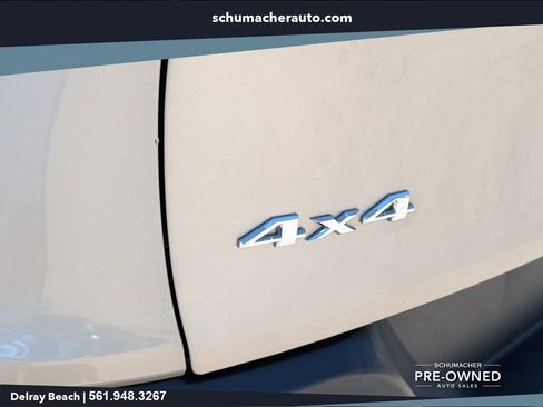 Used 2015 Jeep Cherokee Latitude AWD/4WD image 14
