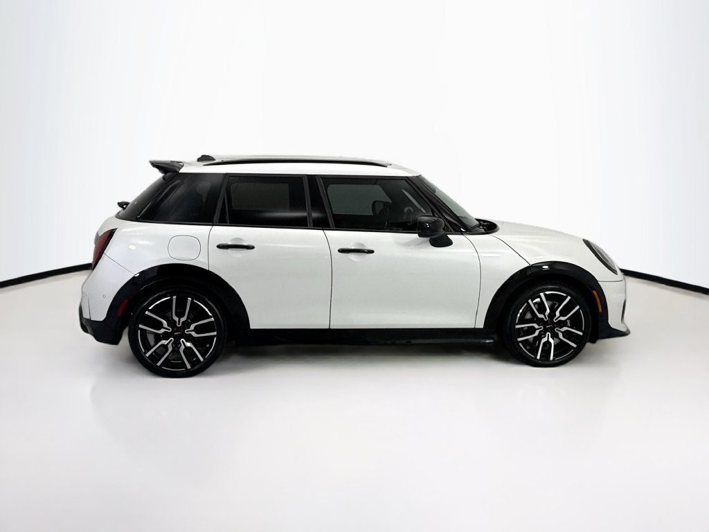 New 2026 MINI Cooper S FWD image 4