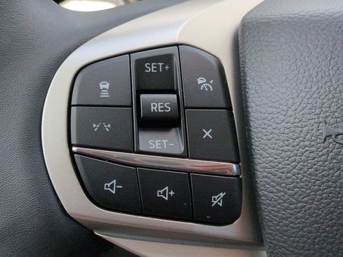 New 2026 Ford Explorer Active RWD image 28