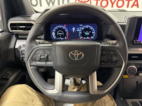 New 2026 Toyota 4Runner TRD Sport AWD/4WD image 28