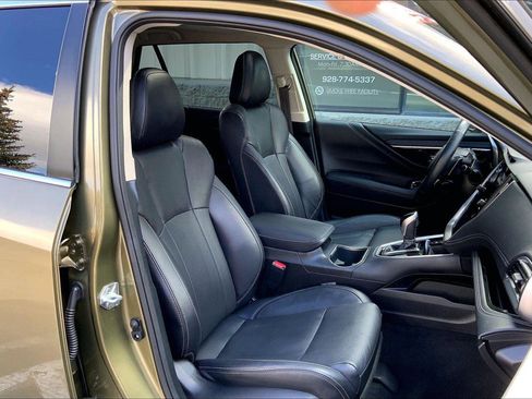 Used 2023 Subaru Outback Limited image 7