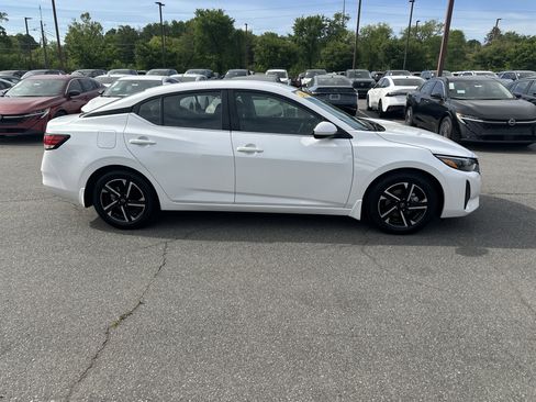 Certified 2024 Nissan Sentra SV w/ All-Weather Package image 4