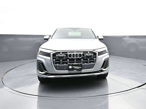 Used 2025 Audi Q7 3.0T Premium Plus AWD/4WD image 6