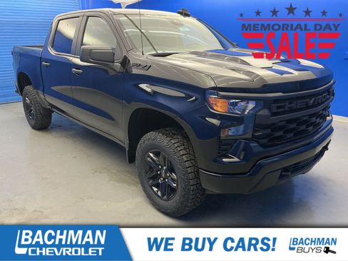 New 2026 Chevrolet Silverado 1500 Custom Trail Boss w/ Midnight Edition AWD/4WD image 1