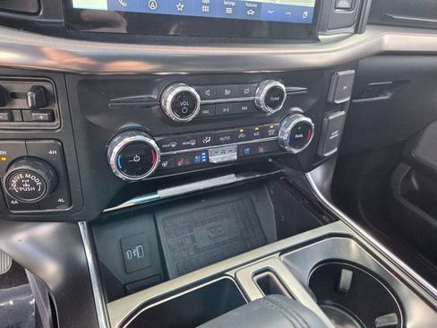 Used 2022 Ford F150 Raptor w/ Raptor 37 Performance Package AWD/4WD image 24