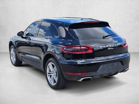 Used 2018 Porsche Macan AWD/4WD image 7