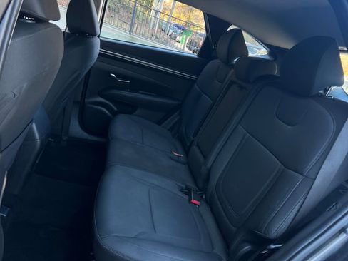 Used 2023 Hyundai Tucson SE image 17