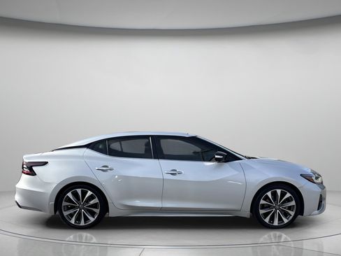 Used 2020 Nissan Maxima Platinum w/ Sport Mat Group image 2