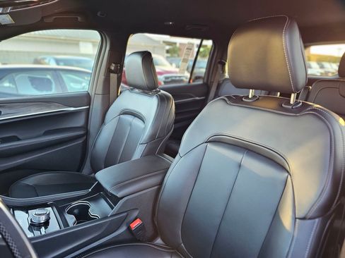 New 2026 Jeep Grand Cherokee L Limited AWD/4WD image 21