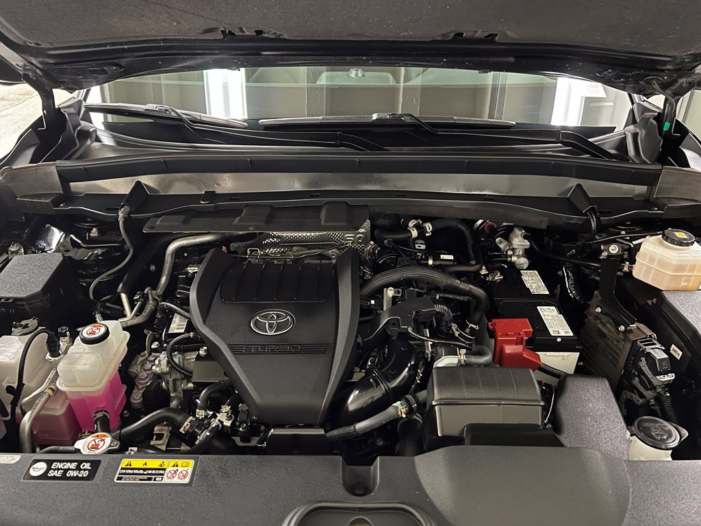 Certified 2024 Toyota Grand Highlander AWD image 45