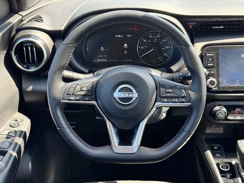 Used 2024 Nissan Kicks SR FWD image 23