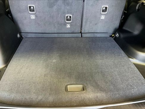 New 2025 Jeep Grand Cherokee Limited image 40