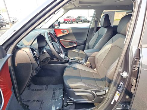Certified 2024 Kia Soul GT-Line FWD image 21